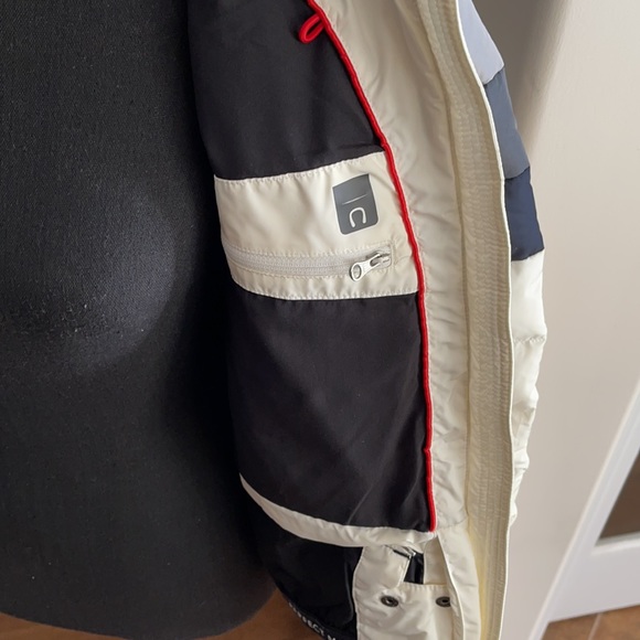 Perfect Moment Queenie Color Block Down - Picture 6 of 12